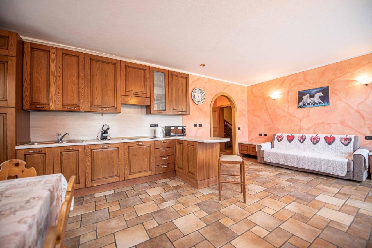 Family House Amalia Myholidaylivigno Extérieur photo