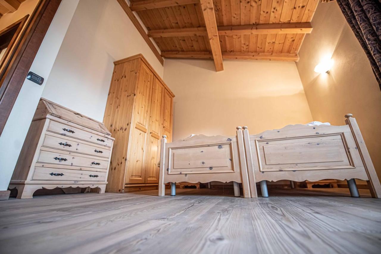 Family House Amalia Myholidaylivigno Extérieur photo